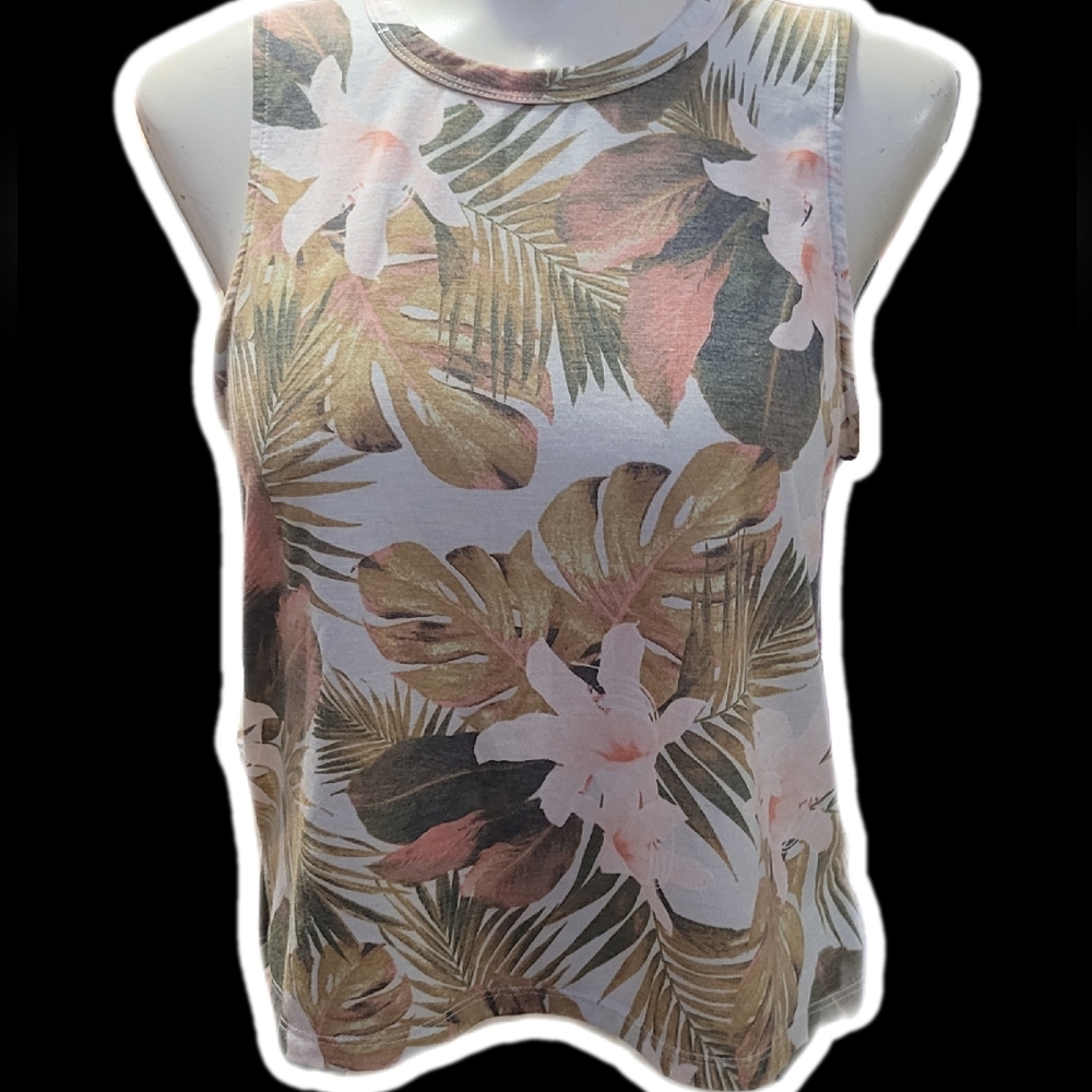 old navy muted tropical bloom active tank 𐙚 ‧₊˚ ⋅